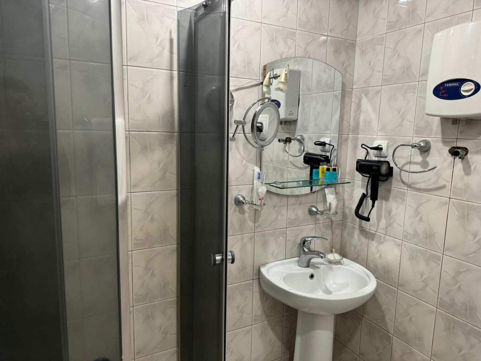 Lalaner Hotel Sisian Room photo