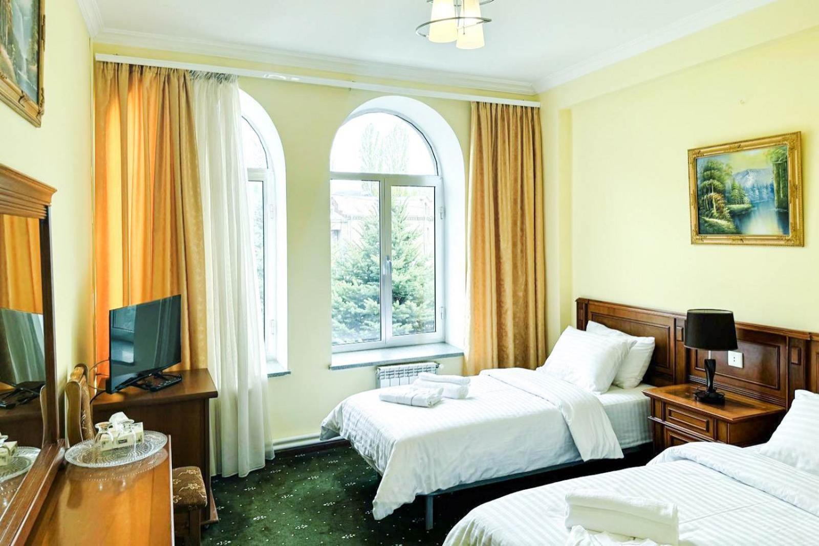 Lalaner Hotel Sisian Exterior photo